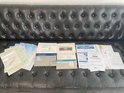 Blau Gebraucht 1986 Mercedes 190 Limousine | 19.999 €