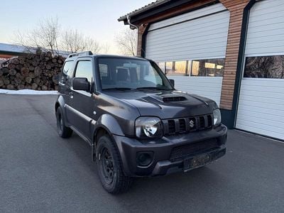 Grau Gebraucht 2015 Suzuki Jimny SUV | 11.900 € (Superpreis)