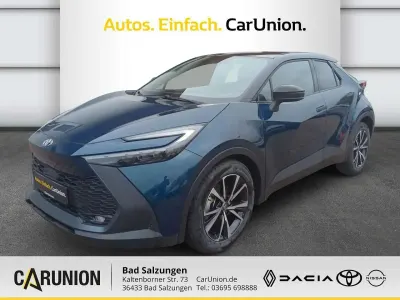 Neu Toyota C-HR 140 PS (102 kW) 2025 Grün SUV