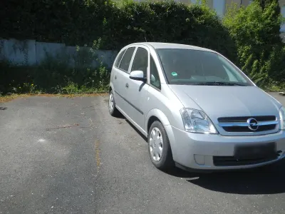 Gebraucht Opel Meriva 101 PS (74 kW) 2004 Silber Van / Kleinbus