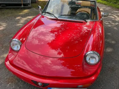 Gebraucht Alfa Romeo Spider 120 PS (88 kW) 1991 Rot Cabrio