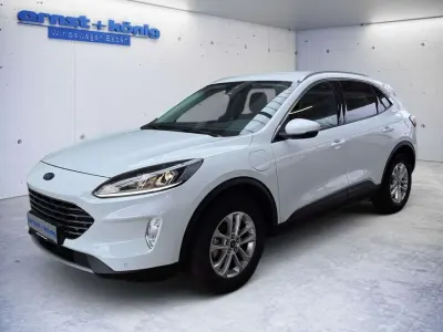 Gebraucht Ford Kuga Titanium 224 PS (164 kW) 2022 Frozen white SUV