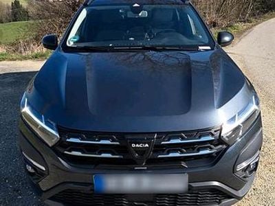 Gebraucht Dacia Jogger 91 PS (66 kW) 2022 Grau Van / Kleinbus