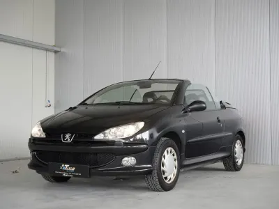 Gebraucht Peugeot 206 CC Platinum 109 PS (80 kW) 2003 Schwarz Cabrio