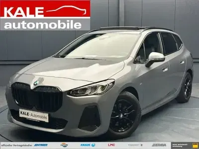 Gebraucht BMW 218 Active Tourer M Sport 150 PS (110 kW) 2023 Skyscraper grau metallic Van / Kleinbus