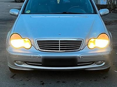 Usata Mercedes C270 170 CV (125 kW) 2001 Argento Berlina
