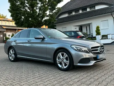 Gebraucht Mercedes C180 156 PS (114 kW) 2015 Grau Limousine