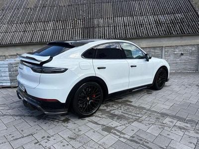Second-hand Porsche Cayenne 460 CP (338 kW) 2022 Alb SUV