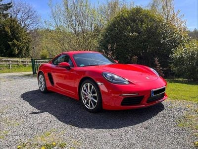 Second-hand Porsche Cayman S 350 CP (257 kW) 2024 Roșu Coupe