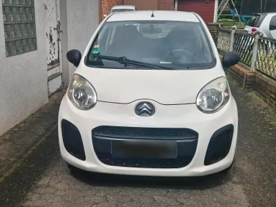 Gebraucht Citroën C1 68 PS (50 kW) 2012 Weiß Kleinwagen