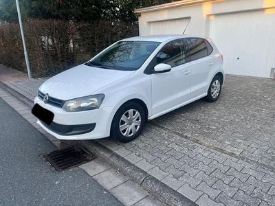 Gebraucht VW Polo 60 PS (44 kW) 2011 Weiß Kleinwagen