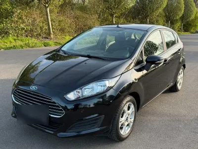 Gebraucht Ford Fiesta Trend 82 PS (60 kW) 2014 Schwarz Kleinwagen