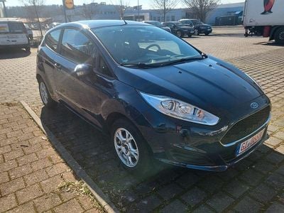 Gebraucht Ford Fiesta Titanium 60 PS (44 kW) 2016 Blau