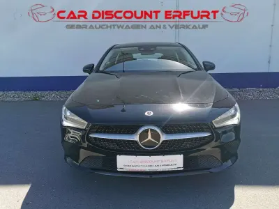 Gebraucht Mercedes CLA200 150 PS (110 kW) 2023 Schwarz Coupé