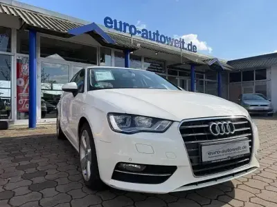 Gebraucht Audi A3 Ambition 122 PS (89 kW) 2013 Weiß Limousine
