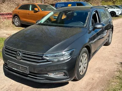 Gebraucht VW Passat Business 150 PS (110 kW) 2021 Mangangrau Kombi