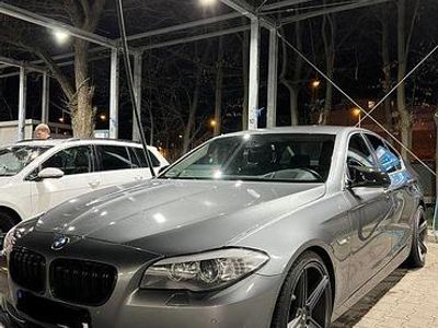 Gebraucht BMW 528 258 PS (189 kW) 2010 Grau Limousine