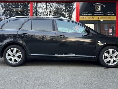 Gebraucht Toyota Avensis Sol 147 PS (108 kW) 2006 Schwarz Kombi