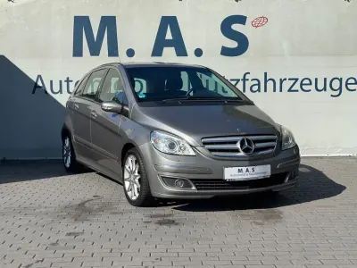 Gebraucht Mercedes B180 109 PS (80 kW) 2006 Grau Van / Kleinbus