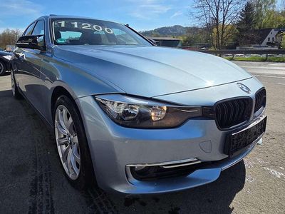Używany BMW 320 Luxury Line 184 KM (135 kW) 2012 Niebieski Sedan/Limuzyna