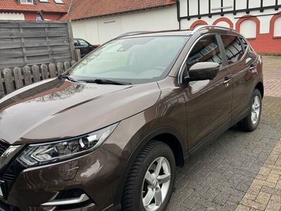 gebraucht Nissan Qashqai 1.6 DIG-T mit Garantie