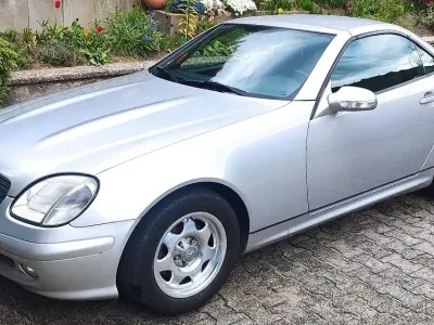 Second-hand Mercedes SLK200 163 CP (119 kW) 2000 Argintiu Cabrio