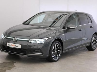 Gebraucht VW Golf VIII Style 150 PS (110 kW) 2023 Grau metallic Limousine