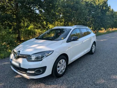 Gebraucht Renault Mégane GrandTour LIMITED 110 PS (80 kW) 2015 Weiß Kombi
