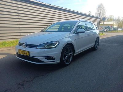 Usata VW Golf VIII Highline 131 CV (96 kW) 2020 Bianco Station wagon
