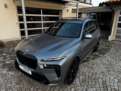 Gebraucht BMW X7 M Sport 340 PS (250 kW) 2024 Grau SUV