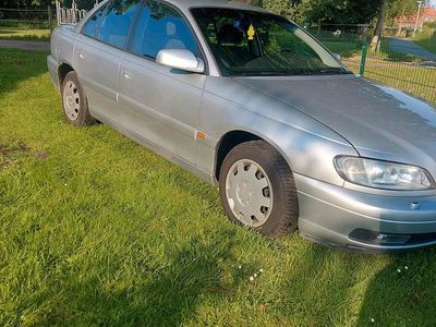 Opel Omega