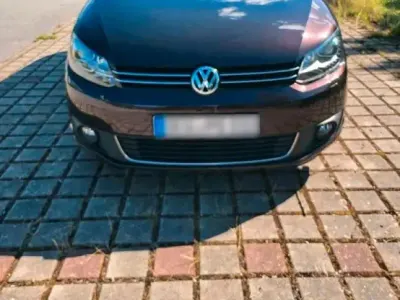 Gebraucht VW Touran 140 PS (102 kW) 2013 Violet Van / Kleinbus