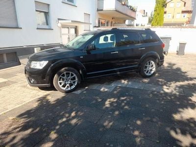 Schwarz Gebraucht 2016 Dodge Journey SUV | 13.500 € (Teuer)