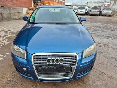 Gebraucht Audi A3 Ambiente 140 PS (102 kW) 2006 Blau Kleinwagen