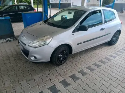 Gebraucht Renault Clio III 2012 Silber Kleinwagen