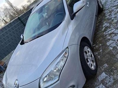 Gebraucht Renault Mégane Dynamique 106 PS (77 kW) 2011 Limousine