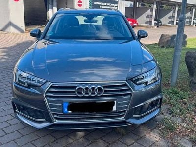 Grau Gebraucht 2019 Audi A4 Kombi | 23.500 € (Teuer)