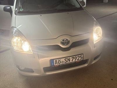 Gebraucht Toyota Corolla Verso Executive 129 PS (94 kW) 2008 Grau Van / Kleinbus