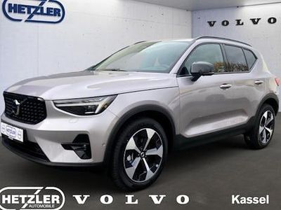 Nouă Volvo XC40 Ultra 163 CP (119 kW) 2025 Argintiu SUV