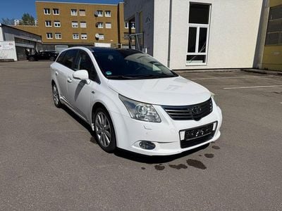 Gebraucht Toyota Avensis 150 PS (110 kW) 2010 Weiß Limousine