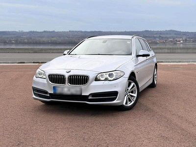 Gebraucht BMW 520 184 PS (135 kW) 2014 Grau Kombi