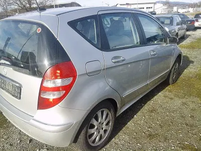 Gebraucht Mercedes A150 Elegance 95 PS (69 kW) 2006 Silber Limousine