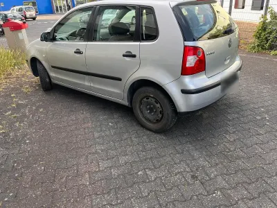Gebraucht VW Polo 75 PS (55 kW) 2002 Silber Kleinwagen