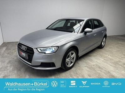 Second-hand Audi A3 Comfort 116 CP (85 kW) 2017 Argintiu Berlinǎ
