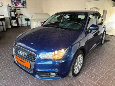 Gebraucht Audi A1 Sportback Ambition 86 PS (63 kW) 2015 Blau Kleinwagen