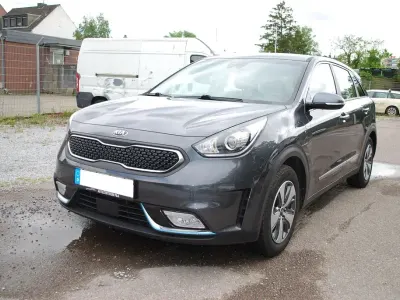 Używany Kia Niro Edition 7 105 KM (77 kW) 2019 Szary SUV