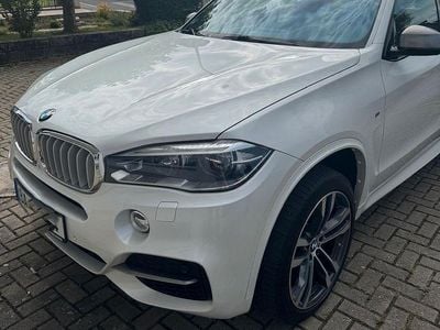 BMW X5 M50