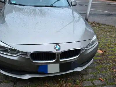 Gebraucht BMW 318 Advantage 150 PS (110 kW) 2017 Grün Kombi