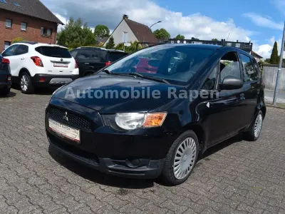 Gebraucht Mitsubishi Colt Inform 75 PS (55 kW) 2009 Schwarz Kleinwagen