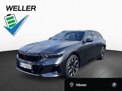 Second-hand BMW 550e M Sport 489 CP (359 kW) 2026 Gri Break